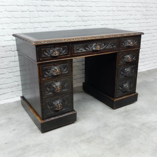 Small Green Man Desk