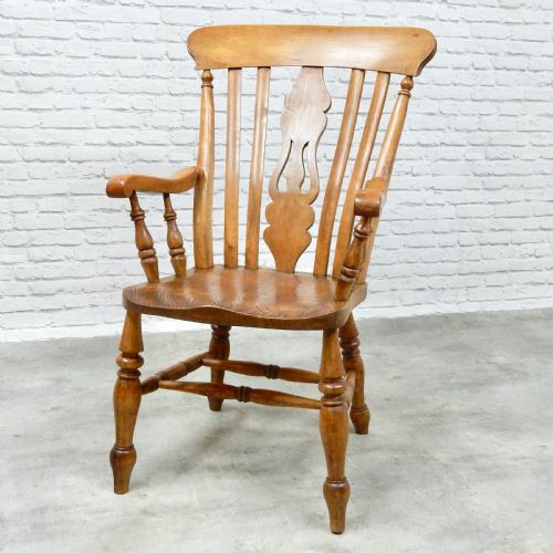 Windsor Lyreback Armchair