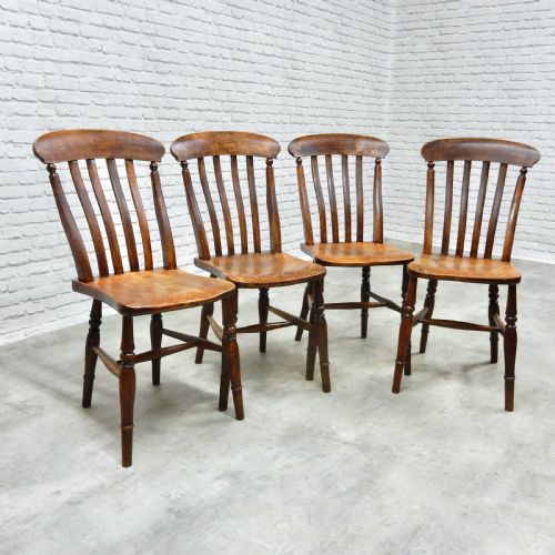 Set 4 Windsor Kitchen Chairs