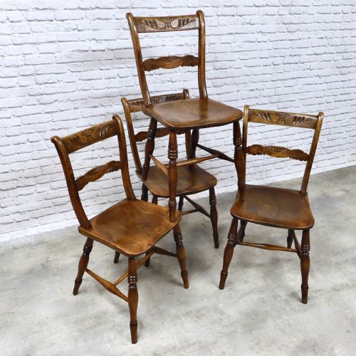 Set 4 Windsor Kitchen Chairs