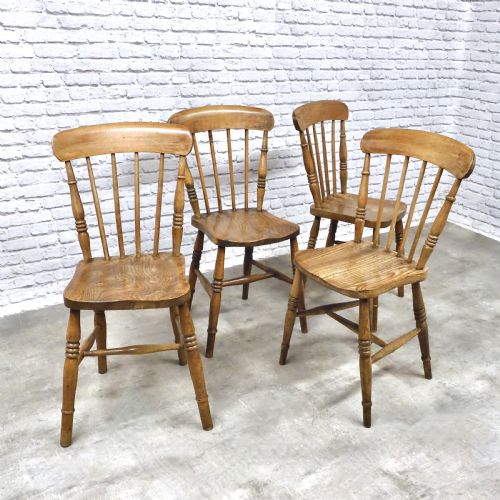 Windsor Kitchen Chairs X4