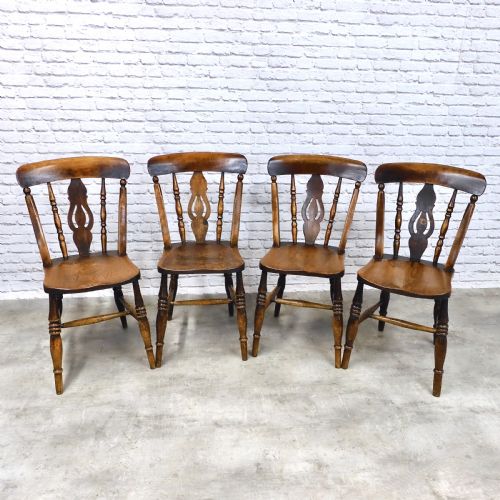 4x Farmhouse Kitchen Chairs
