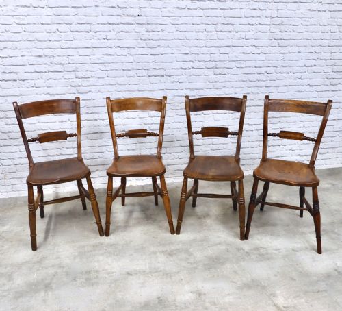 Farmhouse Kitchen Chairs X4