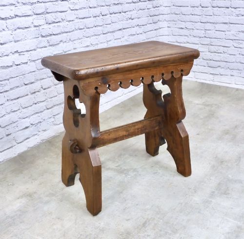 Gothic Bench Seat