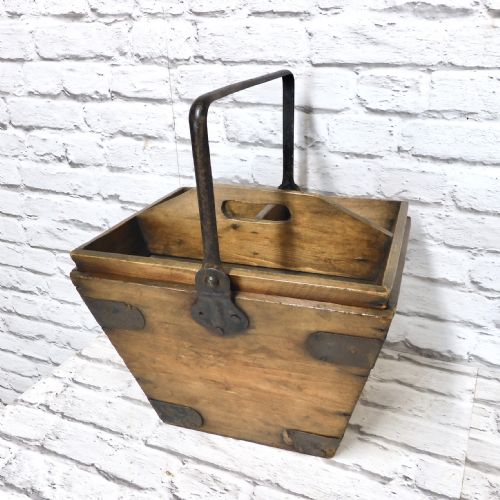 Housemaid's Bucket