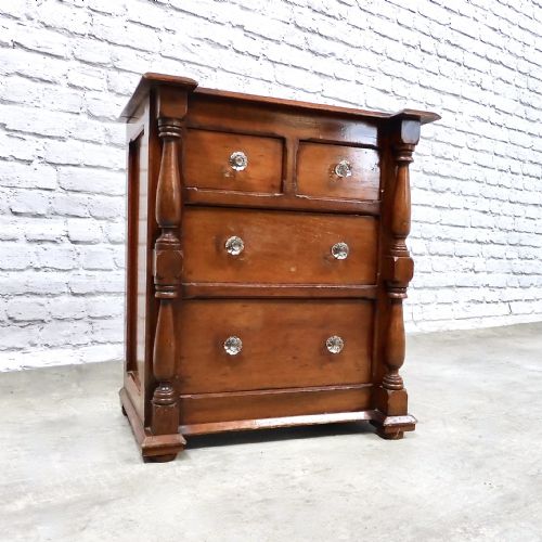 MINIATURE CHEST OF DRAWERS - ADDITIONAL PHOTO 1