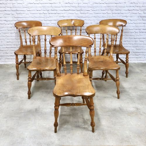 Set 6 
Windsor Kitchen Dining Chairs