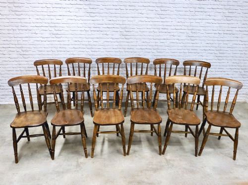 12x Farmhouse Windsor Kitchen Chairs