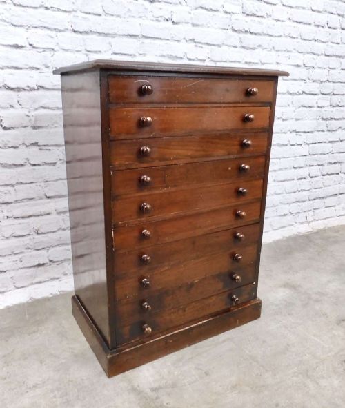 Collector's Chest