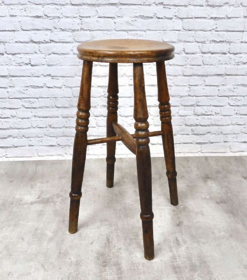 Tall Windsor Bar Stool