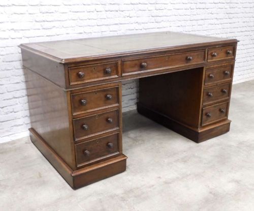 C19th Mahogany Pedestal Desk