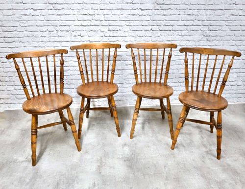 Set of 4 Penny Seat Windsor Chairs