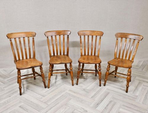 Set 4 Windsor Lathback Kitchen Chairs