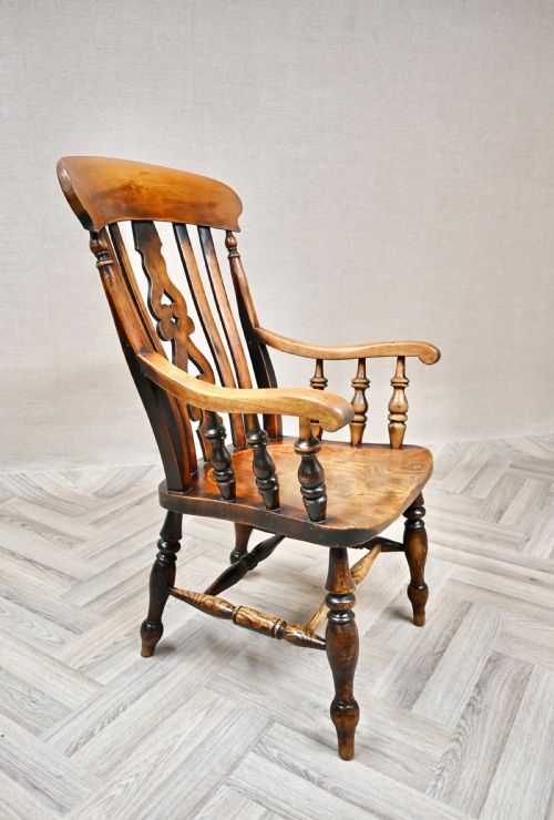 QUALITY FARMHOUSE WINDSOR ARMCHAIR - ADDITIONAL PHOTO 3
