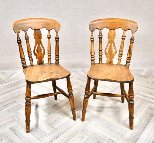 Pr Windsor Lyreback Country Kitchen Chairs