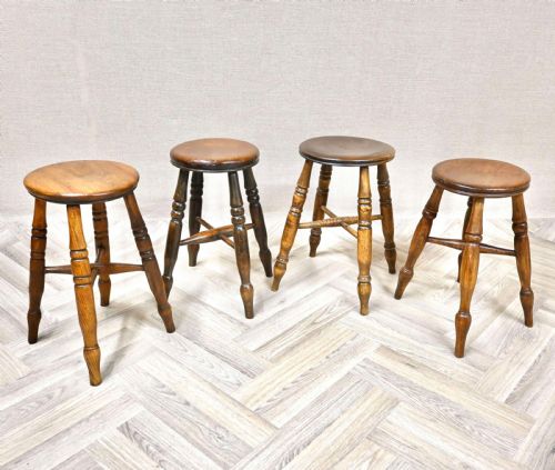 4X WINDSOR STOOLS