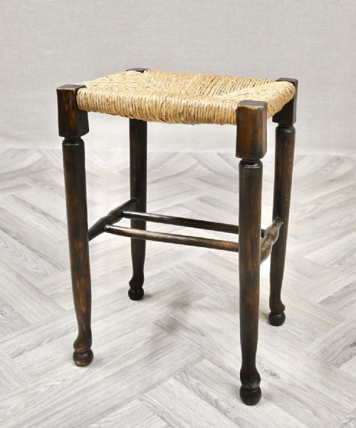 TALL RUSH SEAT STOOL