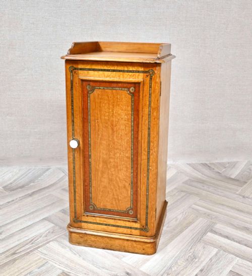 C19th Pine Bedside Cupboard325