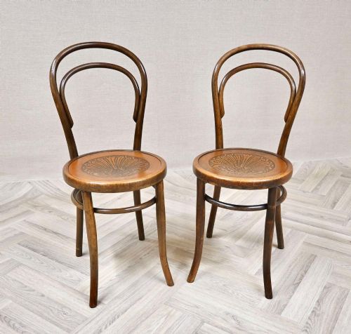 Pr Bentwood Side Chairs