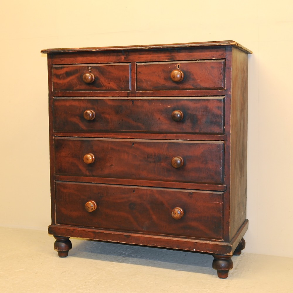 Pine Chest of Drawers 