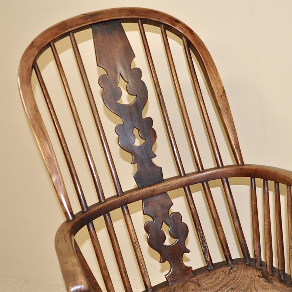 Windsor Hoopback Chair