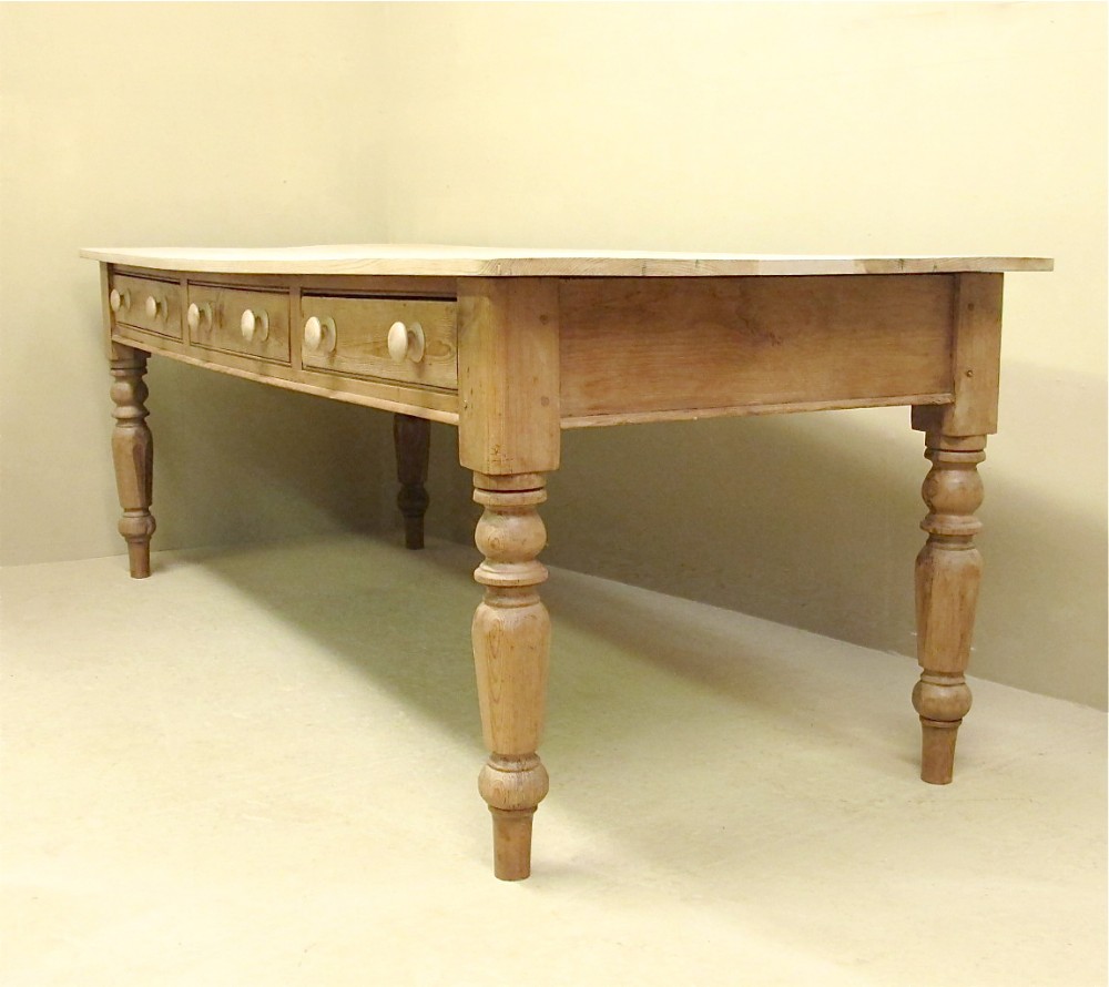 Pine Farmhouse Kitchen Table