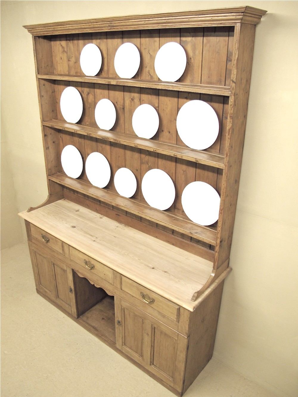 Pine Kitchen Dresser