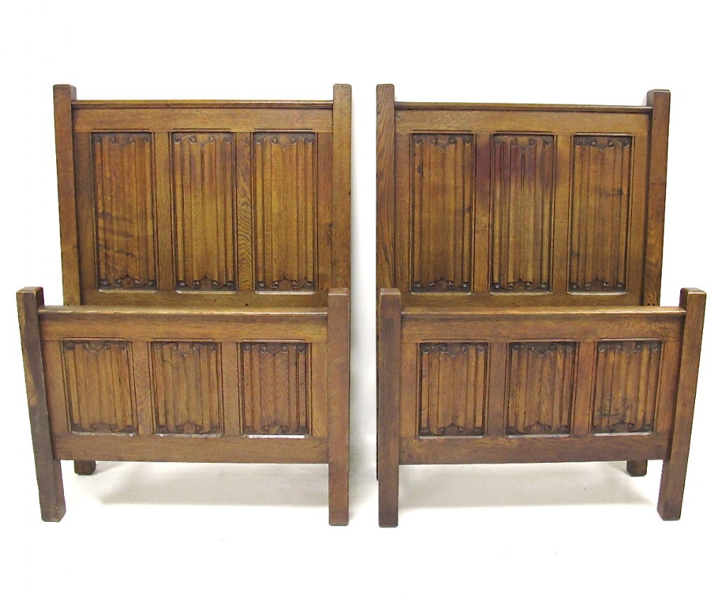 Pr Oak Single Beds