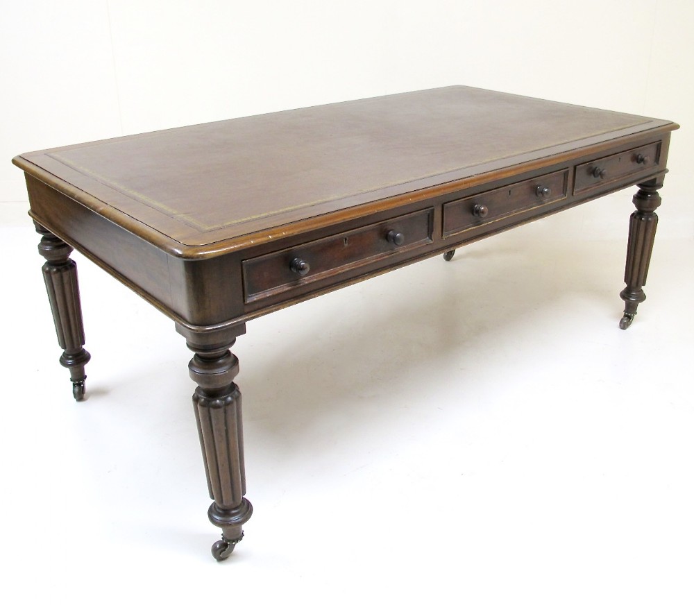 Mahogany Partner's Table