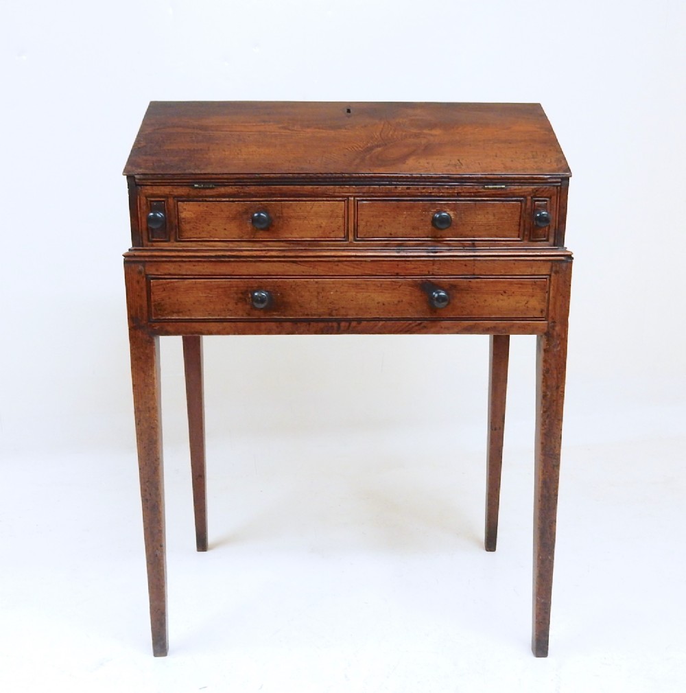 Clerk's Desk