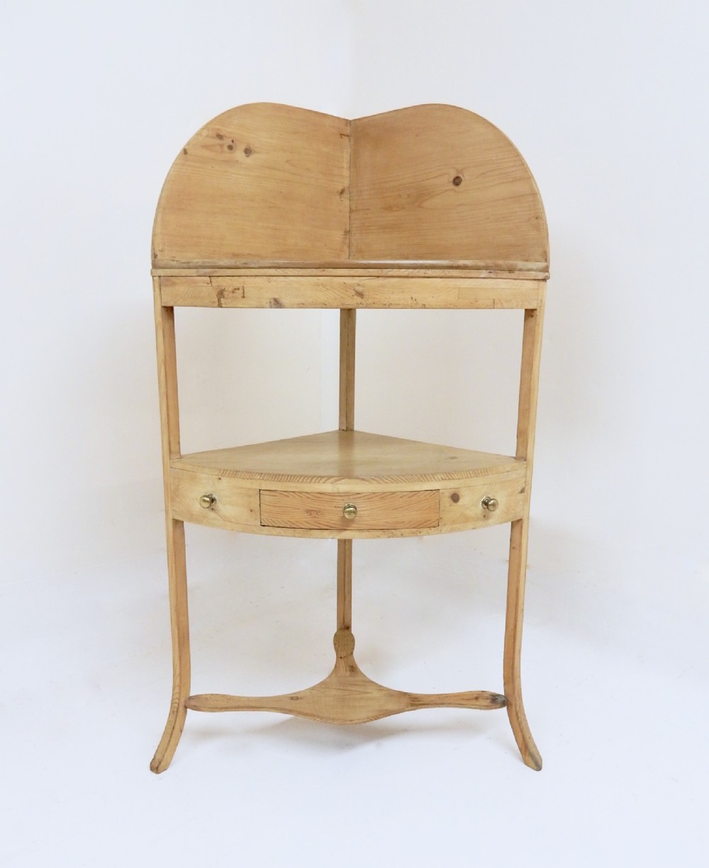 Pine Corner Washstand