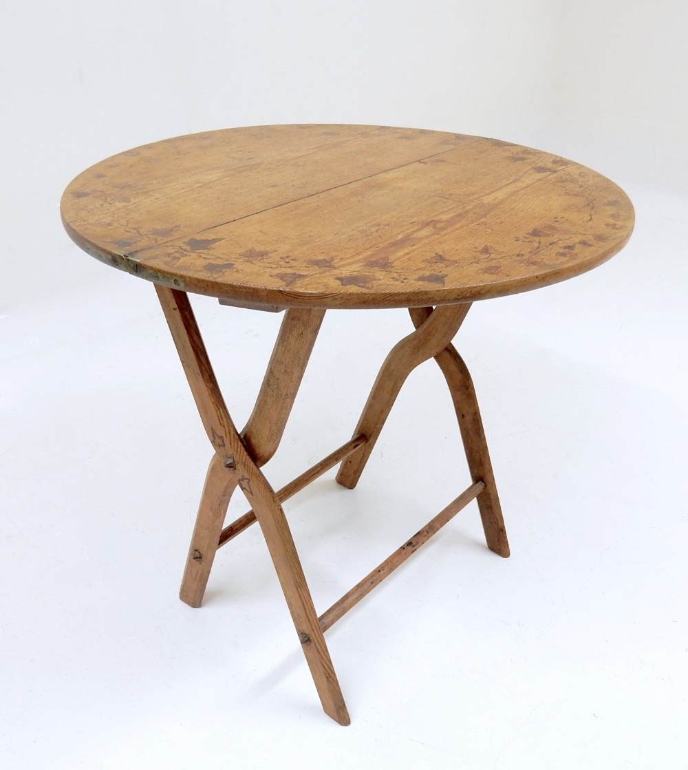 Pine Coaching Table