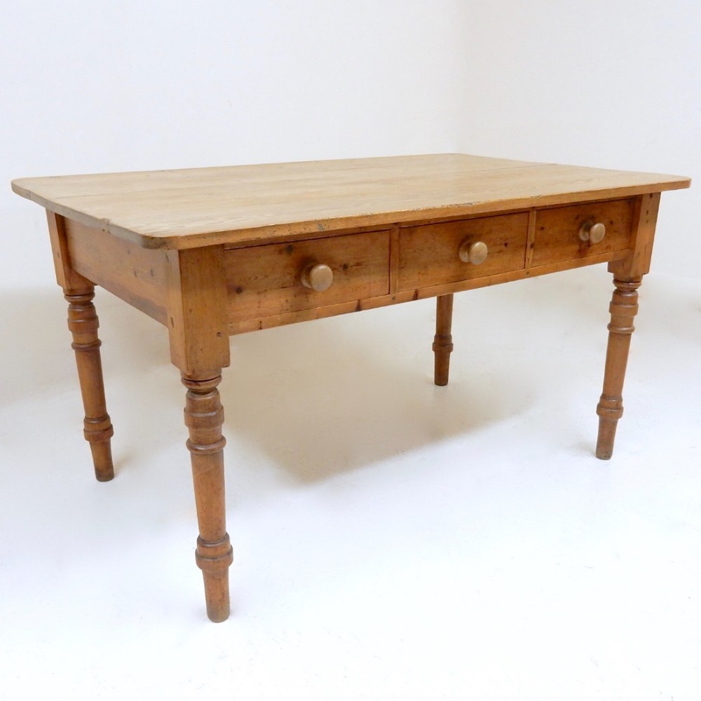 Pine Kitchen Table