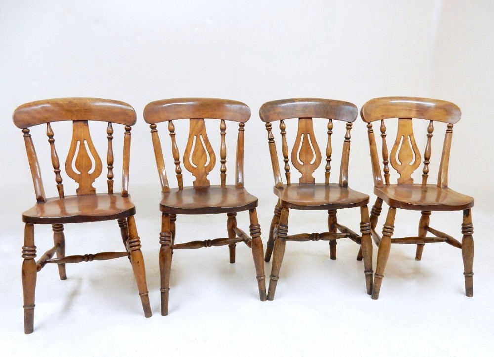 4x Windsor Kitchen Chairs