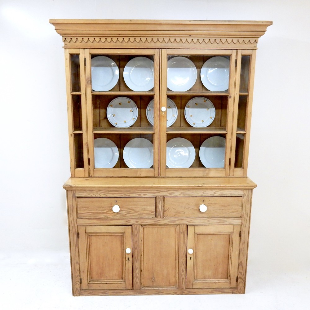 Pine Glazed Dresser