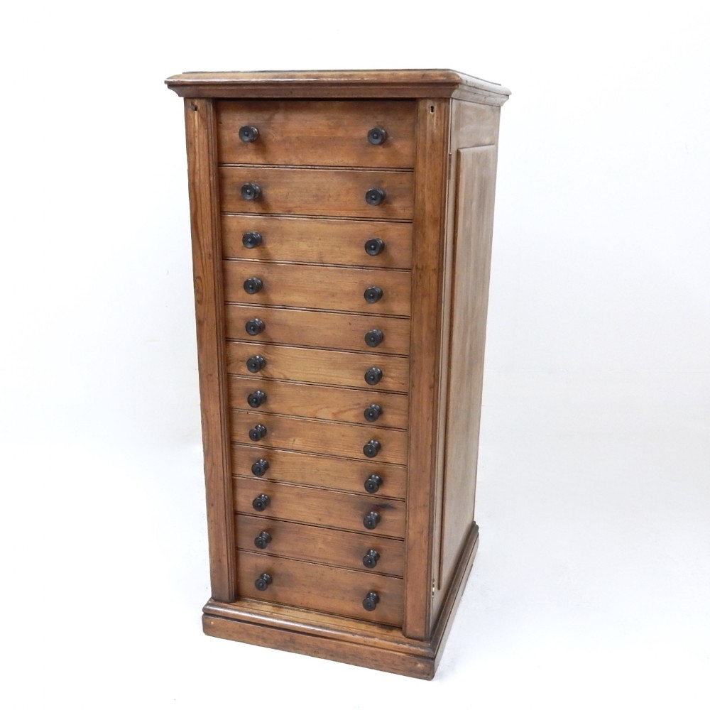 Pine Wellington Chest