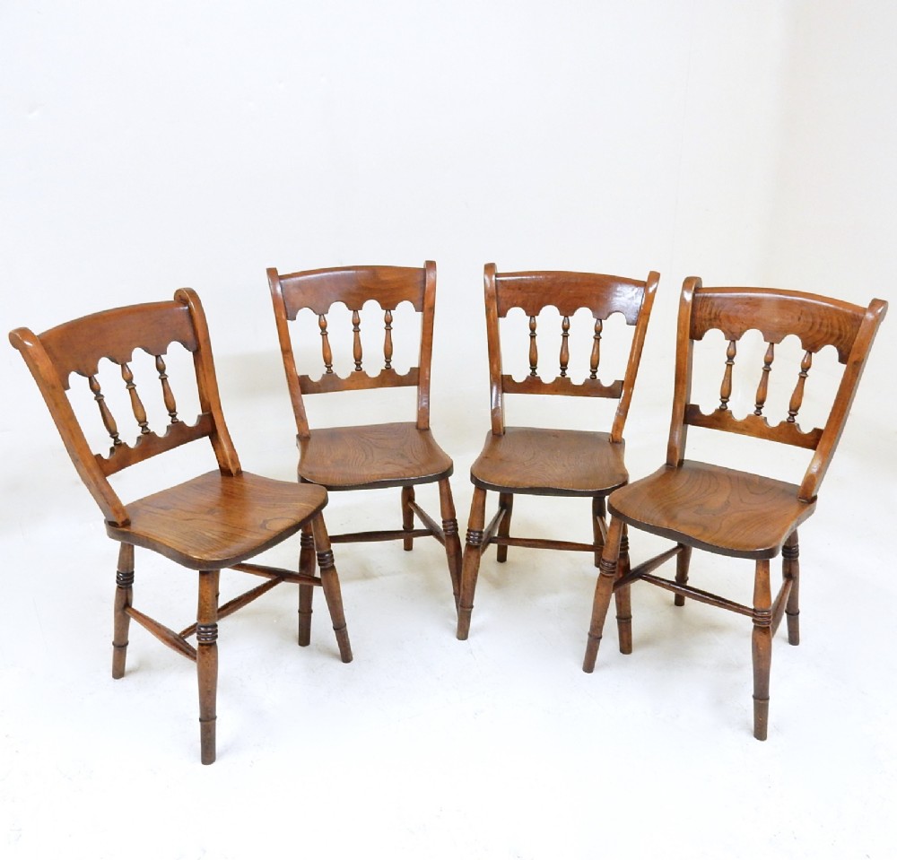 Set 4 Windsor Kitchen Chairs