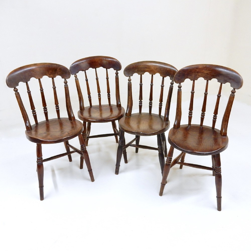 Set 4 Windsor Kitchen Chairs