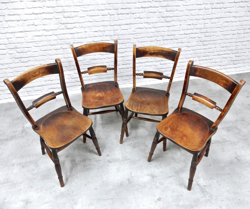 Set 4 Windsor Kitchen Chairs View IV