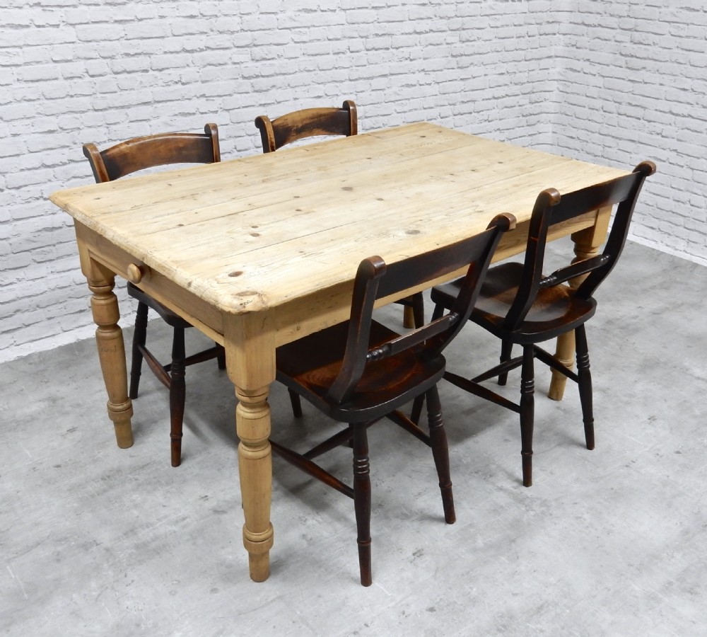 Pine Kitchen Table View V