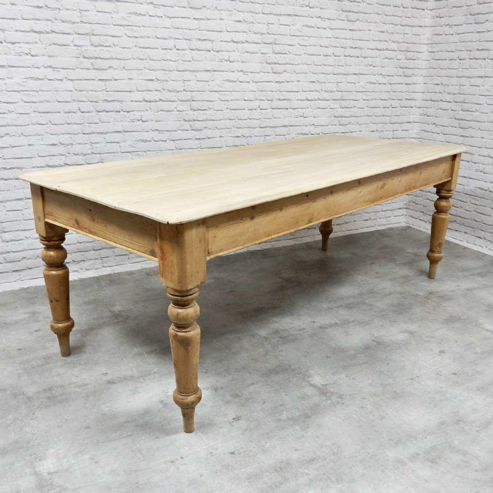 Large C19th Farmhouse Table