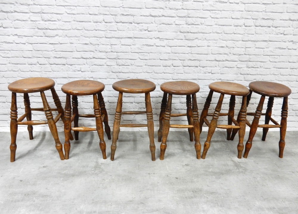 6x Pub Stools View IV