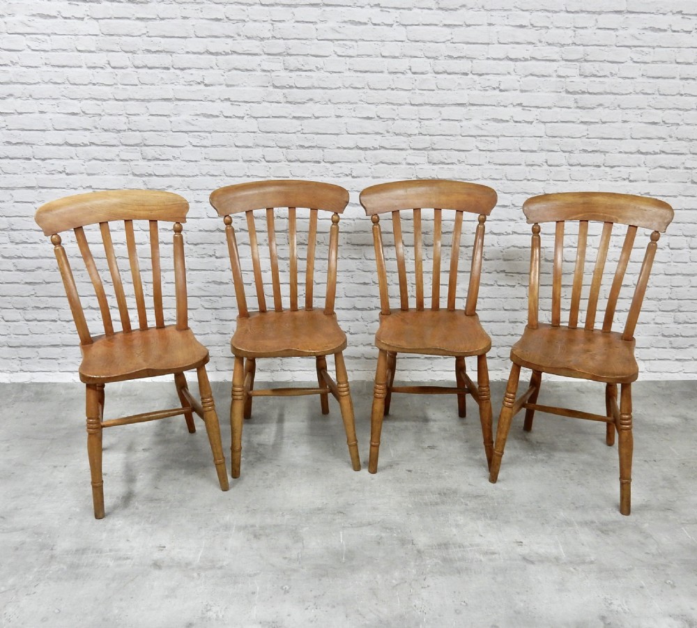 Set 4 Country Kitchen Chairs View II