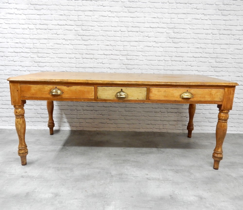 Farmhouse Kitchen Table View VI