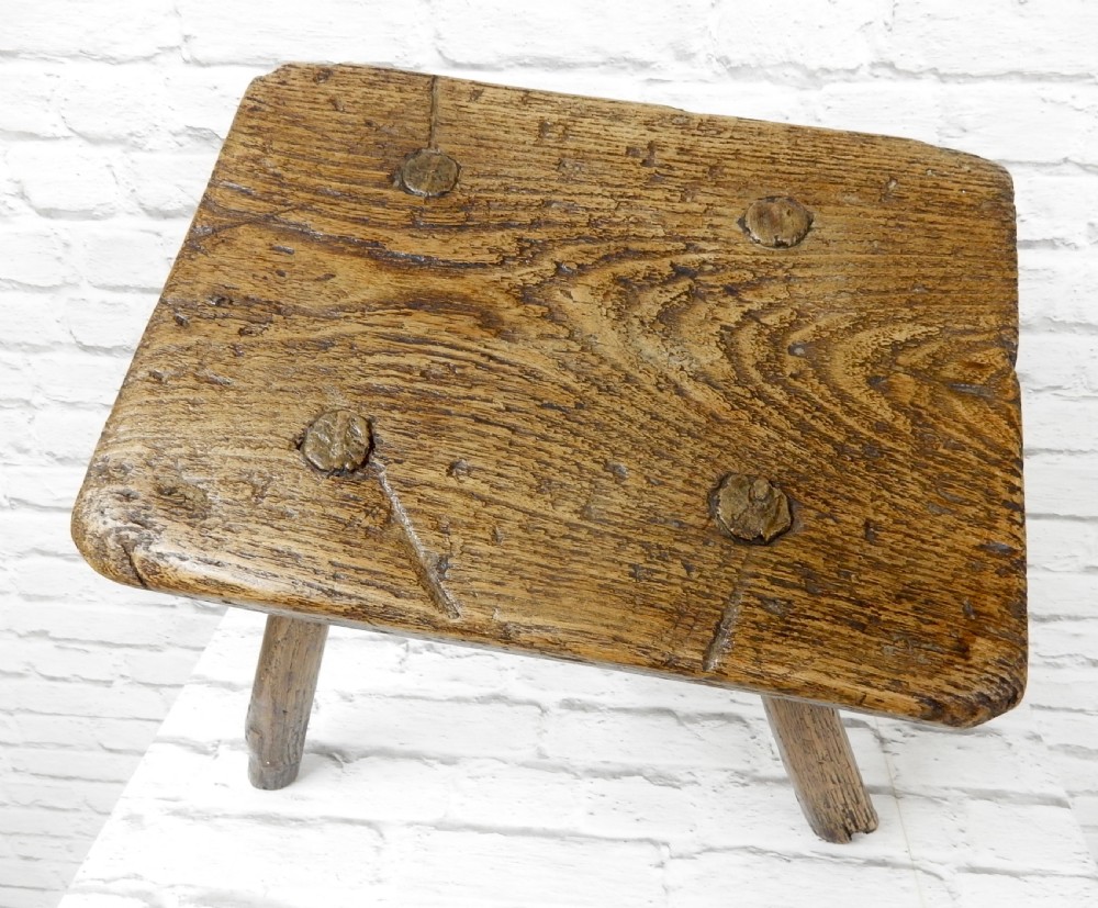 Farmhouse Country Stool View IV