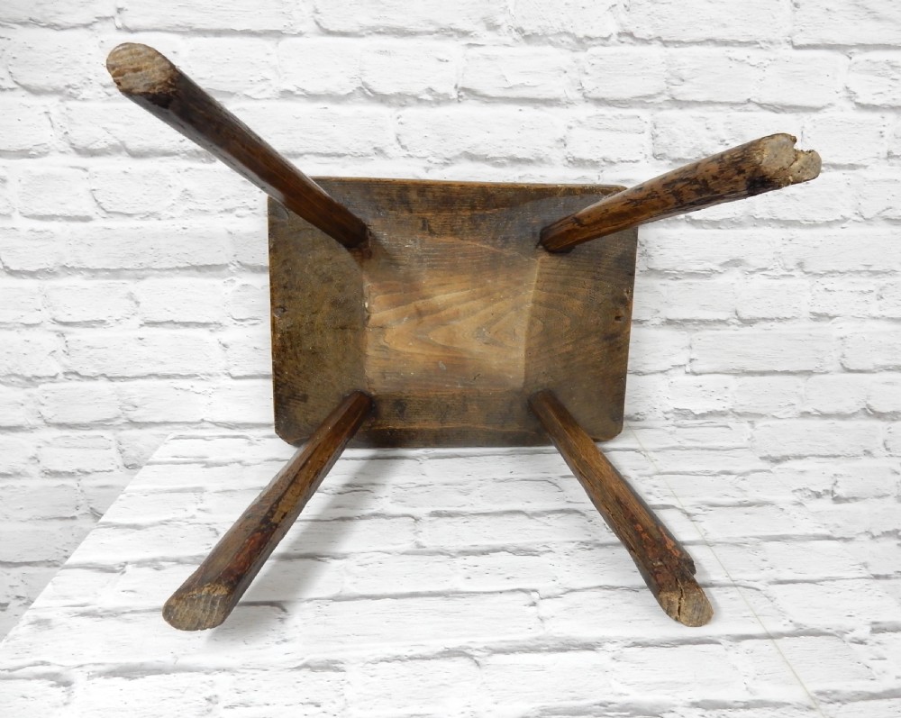 Farmhouse Country Stool View V