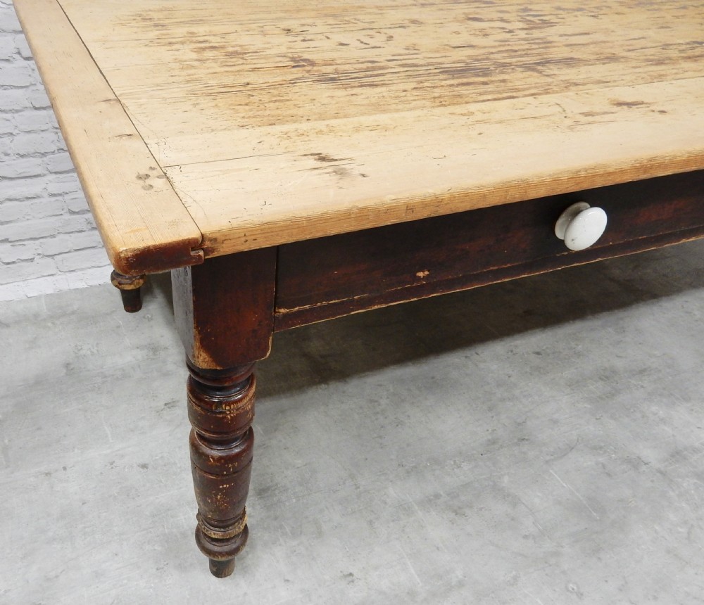 Large Pine Kitchen Table View VIII