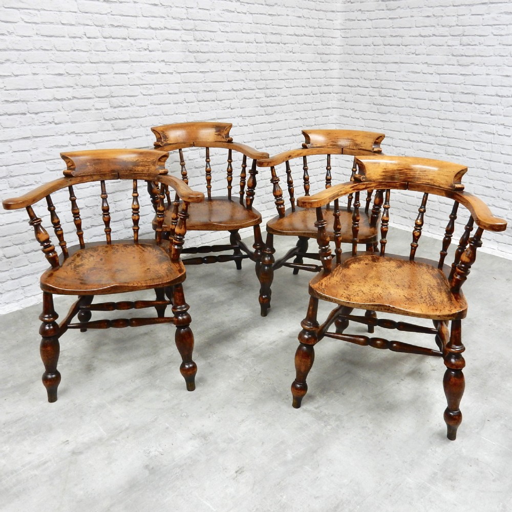 Set 4 Windsor Smokers Bows