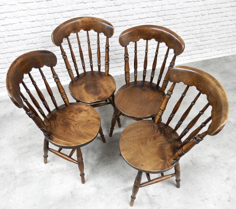 Set 4 Windsor Kitchen Chairs View IV