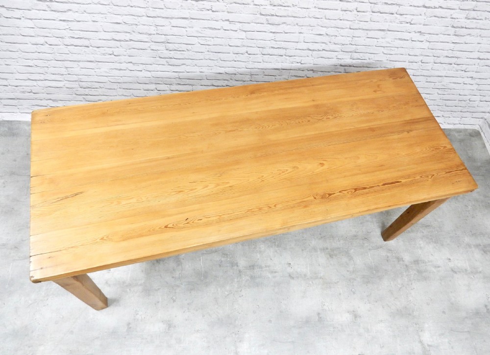 Pine Kitchen Table View VI